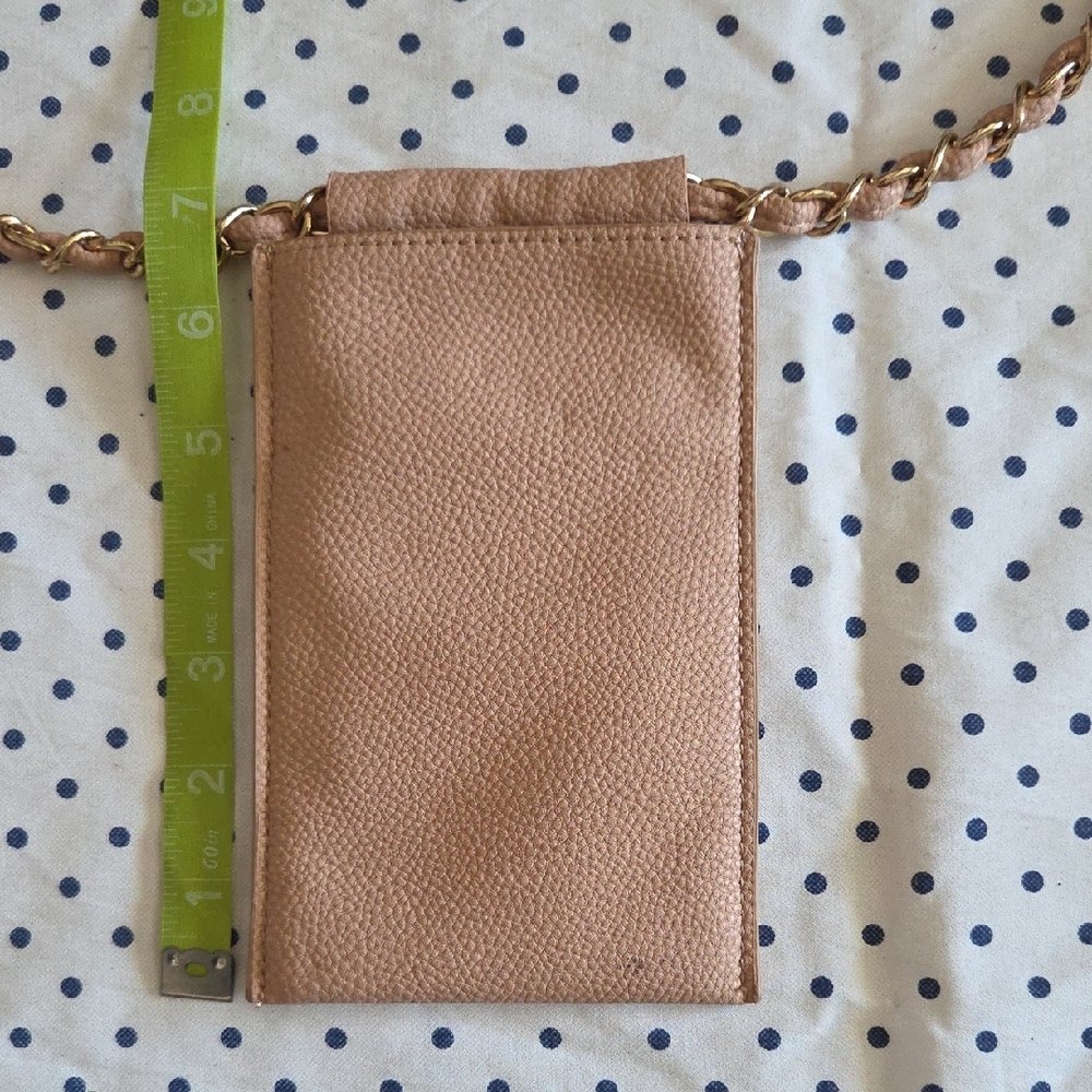 Textured Tan Leather Accessory